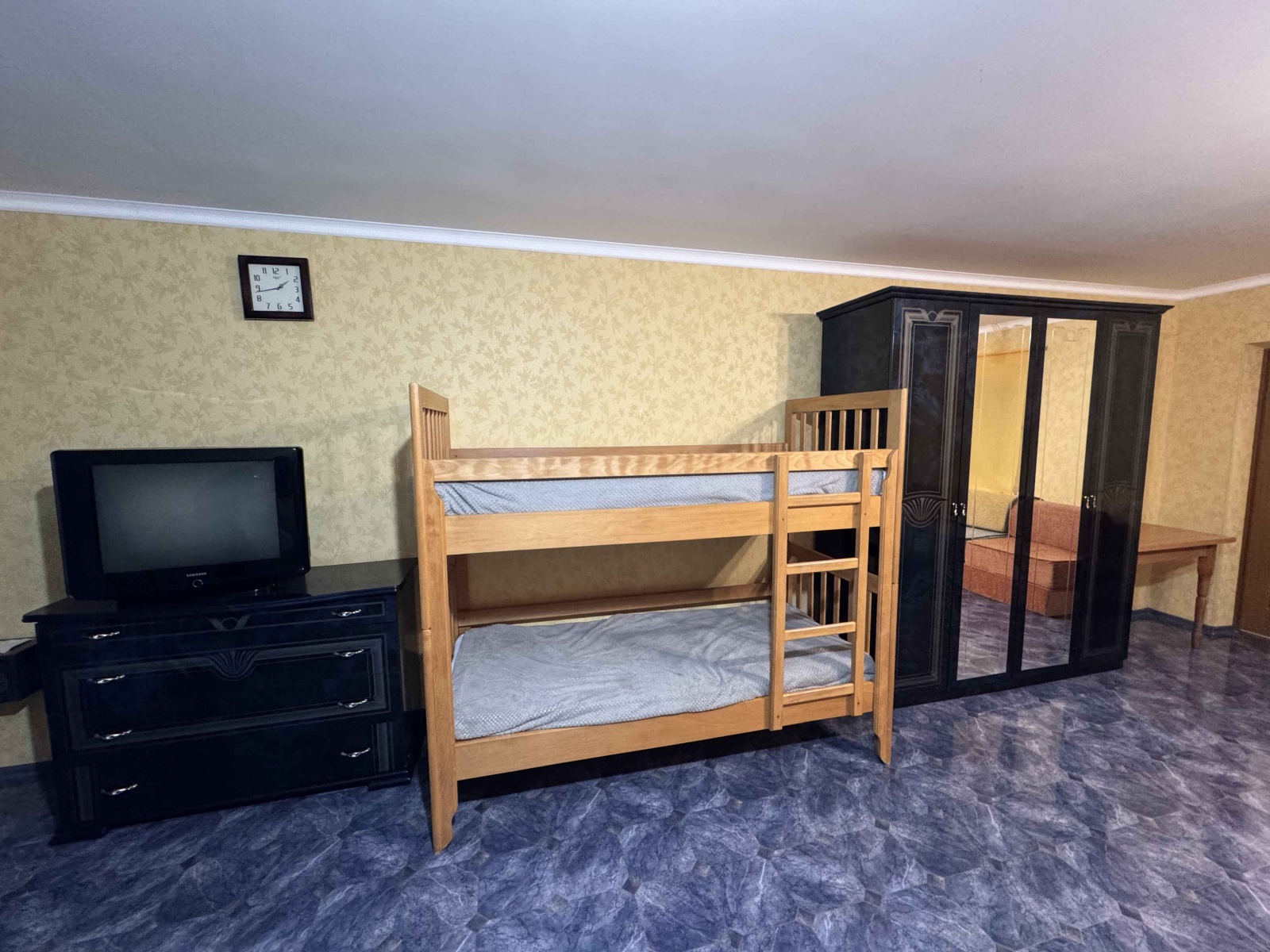 Двухэтажный номер с сауной (120 м²)