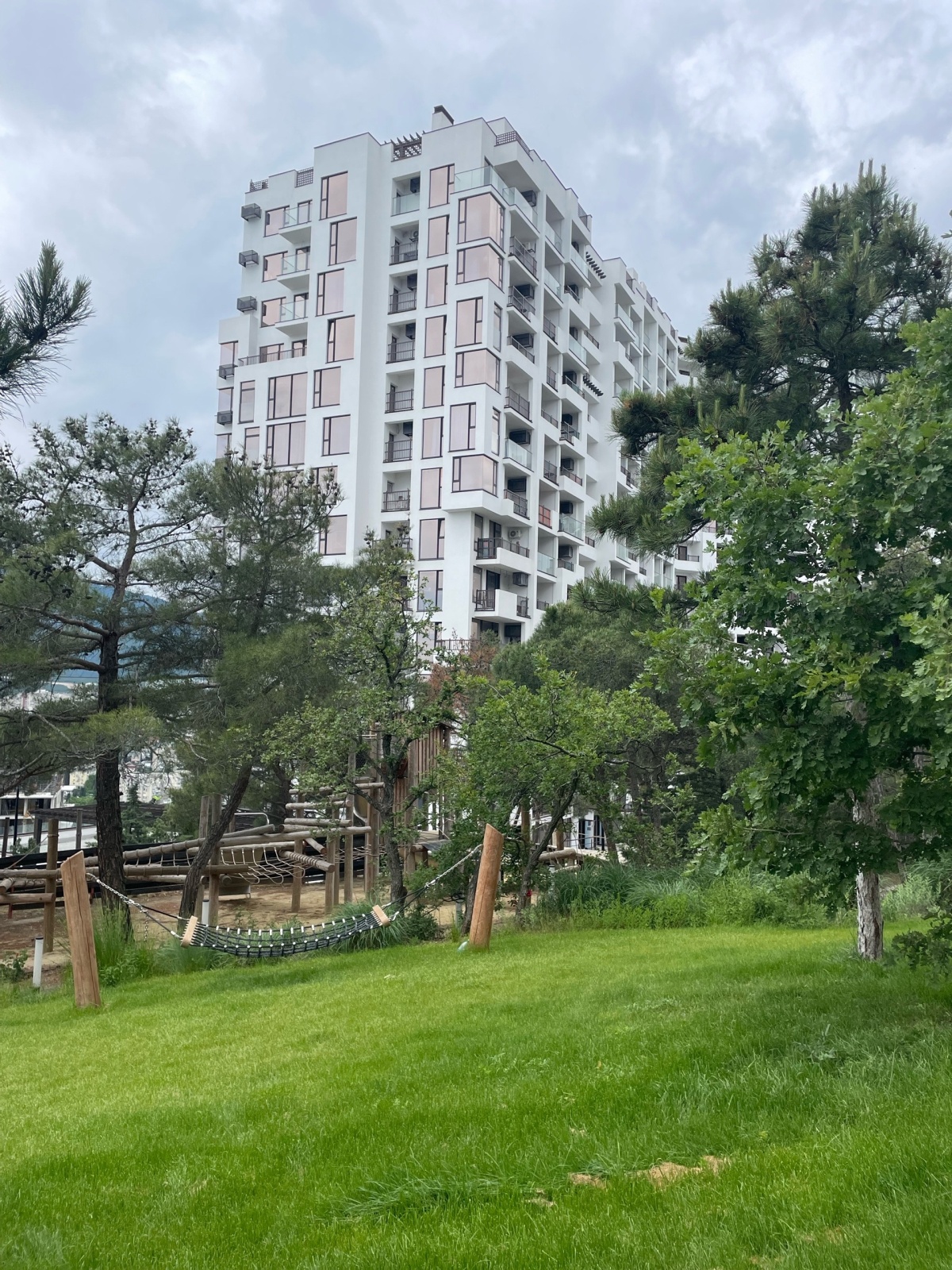 Квартира в Алуште с бассейном